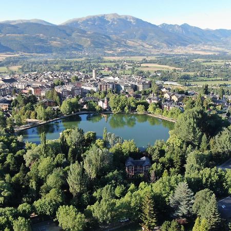 Hauzify I El Raco De Puigcerda Apartment Bagian luar foto